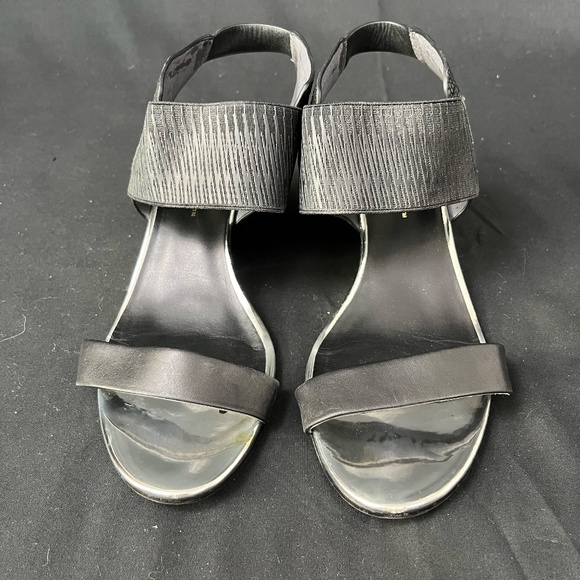 United Nude Chrome and Black sandals - Picture 2 of 4